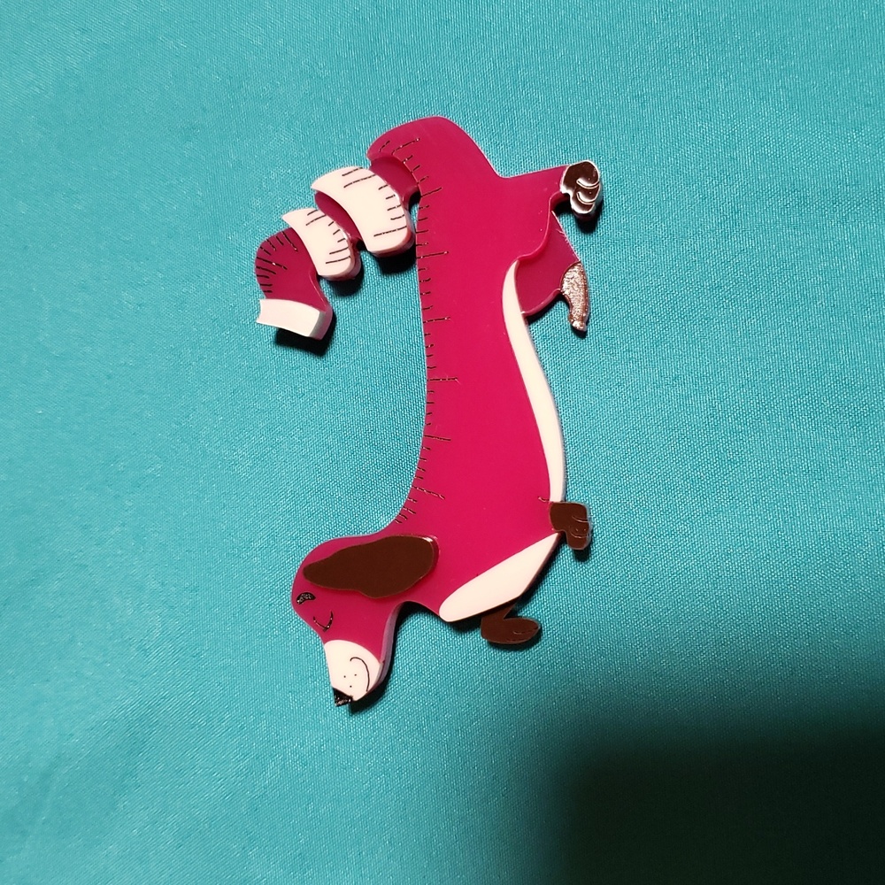 La Vidriola Meter Long Dachshund Brooch. Pink Dog.
